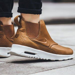 Women’s Air Max Thea Mid Trainer Sneakers